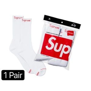1 pair supreme x Hanes crew white socks